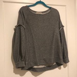 LOFT Sweaters - LOFT RUFFLE SLEEVE SWEATSHIRT NEVER WORN LOFT Sweaters - LOFT RUFFLE SLEEVE SWEATSHIRT NEVER WORN